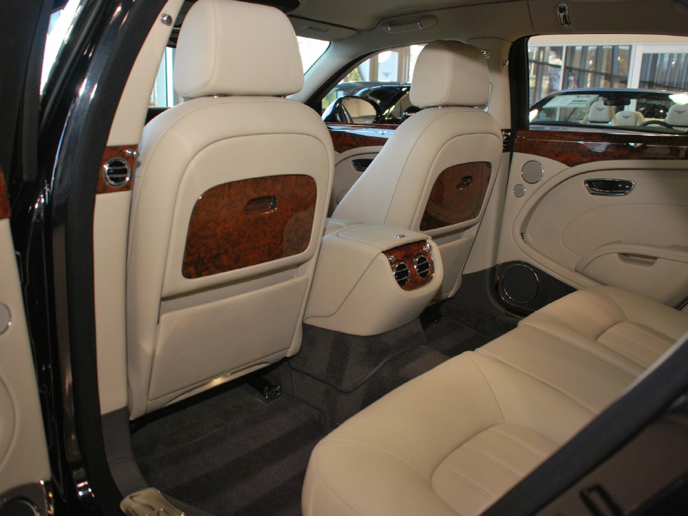 2012 Bentley Mulsanne Image 16