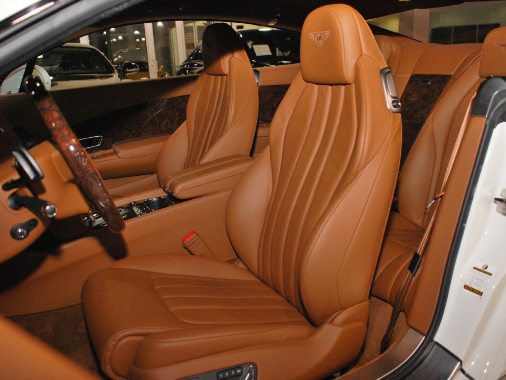 2012 Bentley Continental GT Image 11