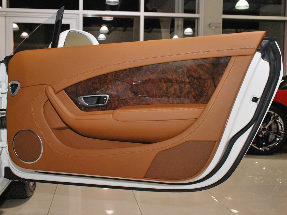 2012 Bentley Continental GT Image 16