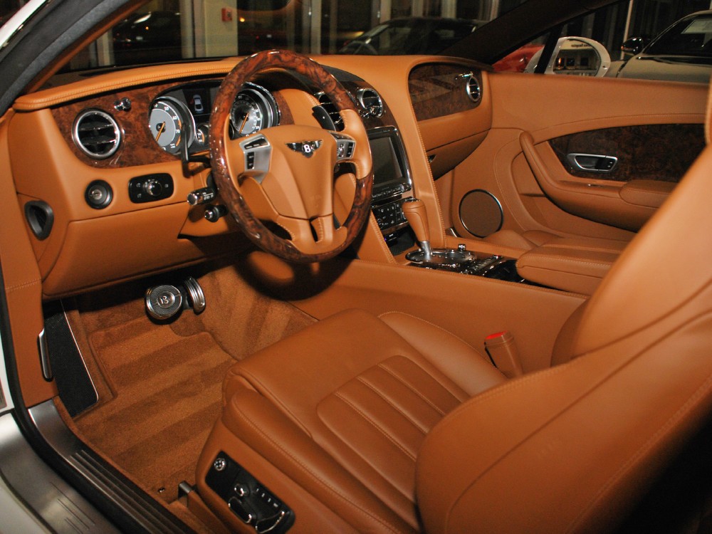2012 Bentley Continental GT Image 3