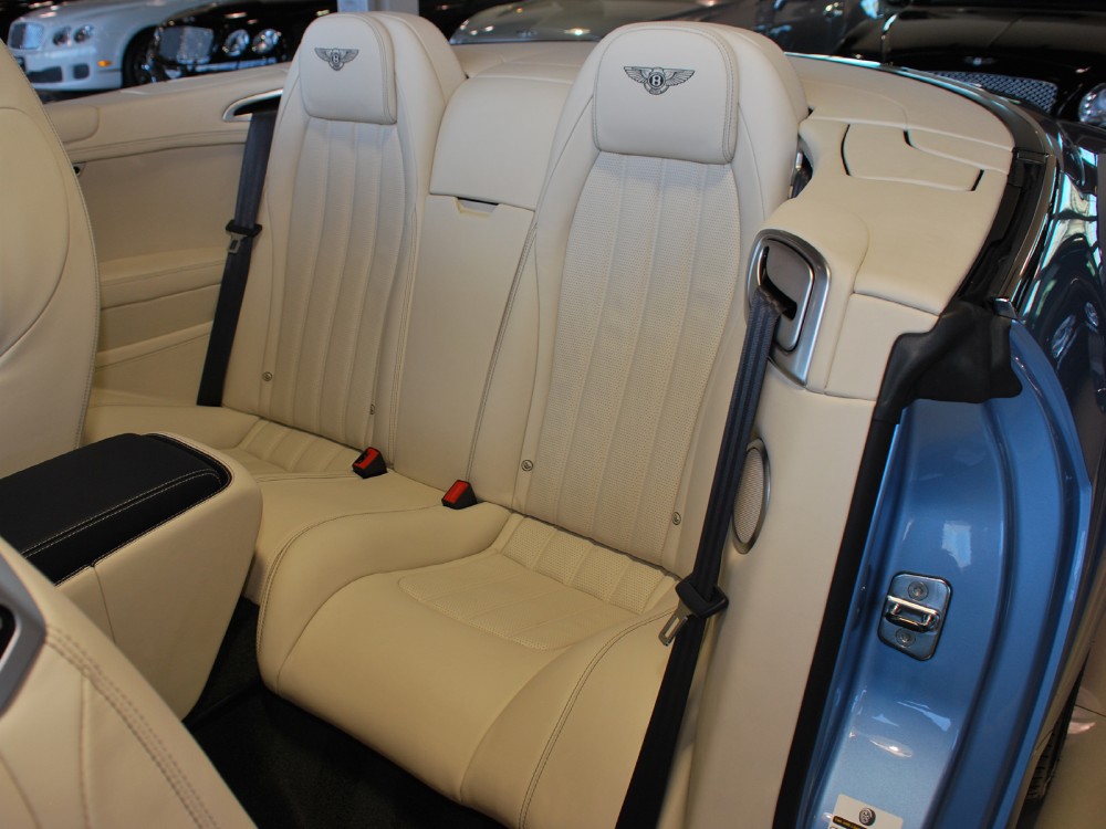 2013 Bentley Continental GT V8 Convertible Image 18