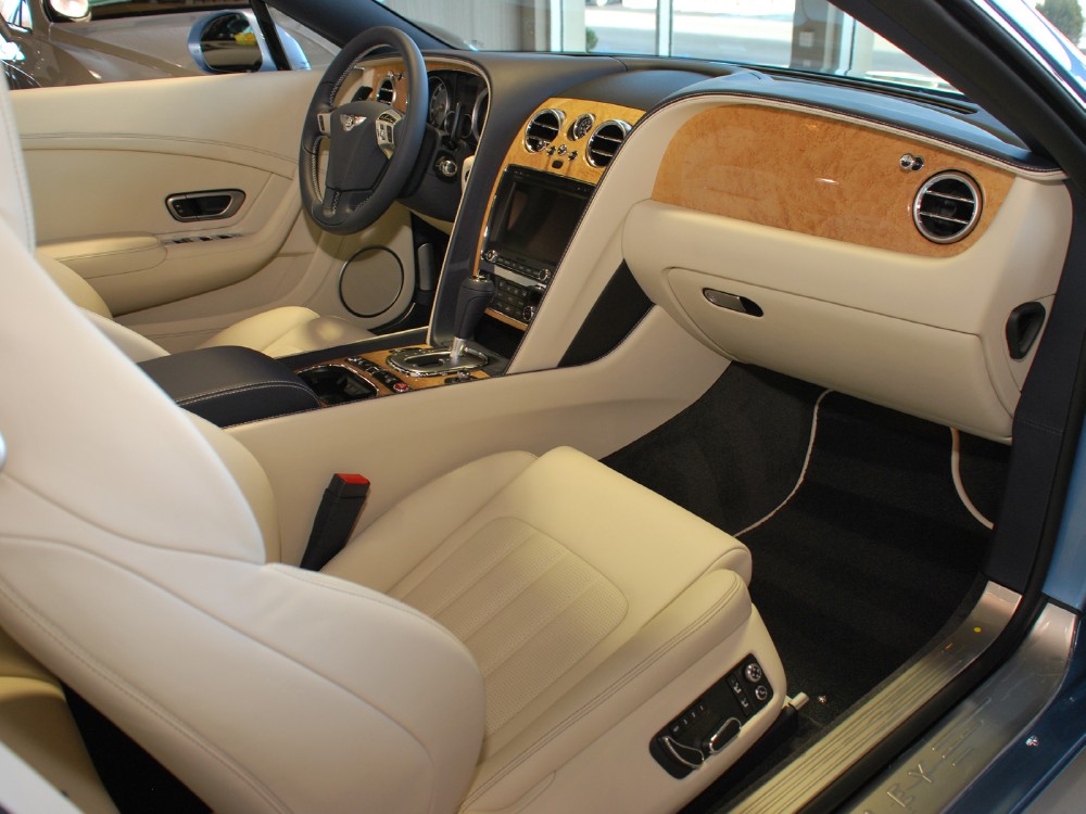 2013 Bentley Continental GT V8 Convertible Image 19
