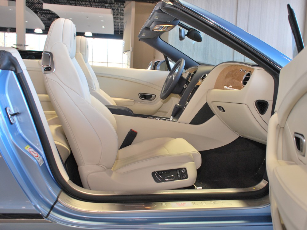 2013 Bentley Continental GT V8 Convertible Image 20