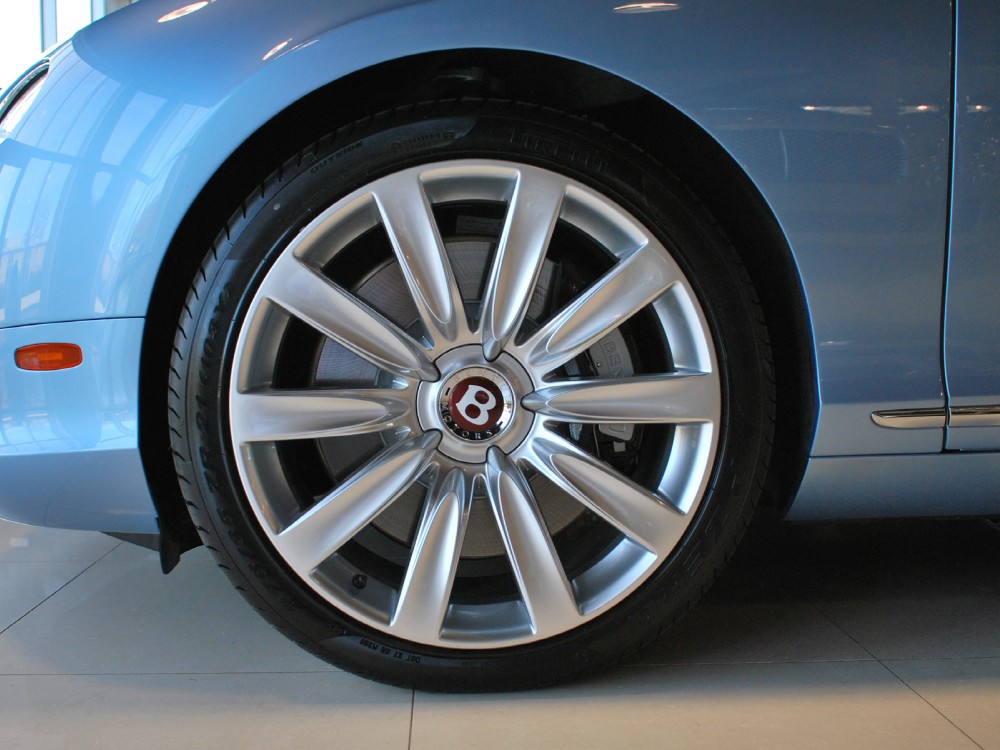 2013 Bentley Continental GT V8 Convertible Image 4