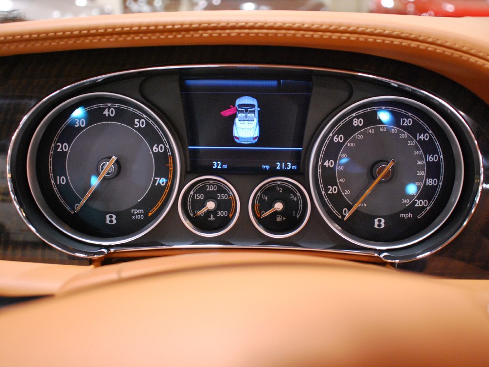 2013 Bentley Continental GT V8 Convertible Image 14