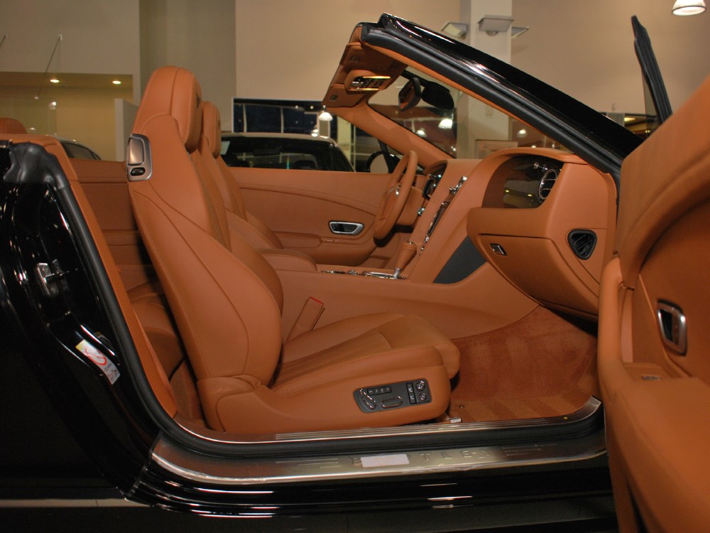 2013 Bentley Continental GT V8 Convertible Image 19