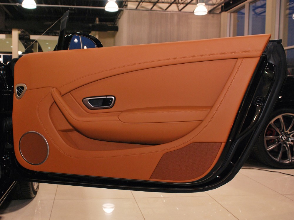2013 Bentley Continental GT V8 Convertible Image 21