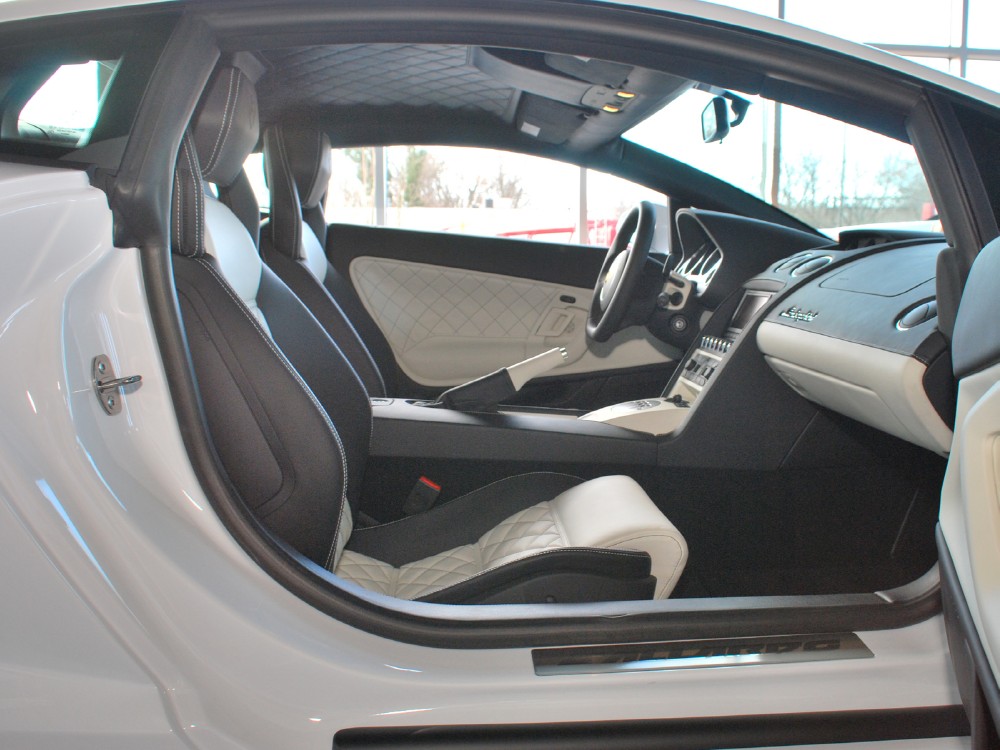 2013 Lamborghini Gallardo Image 13