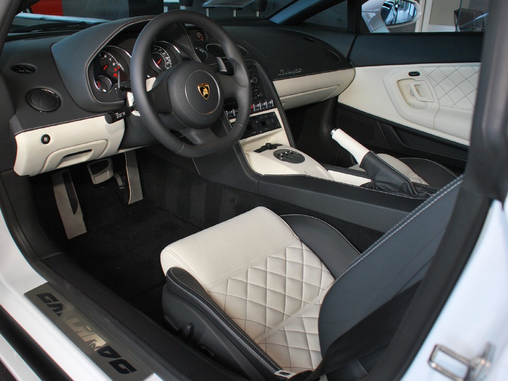 2013 Lamborghini Gallardo Image 3