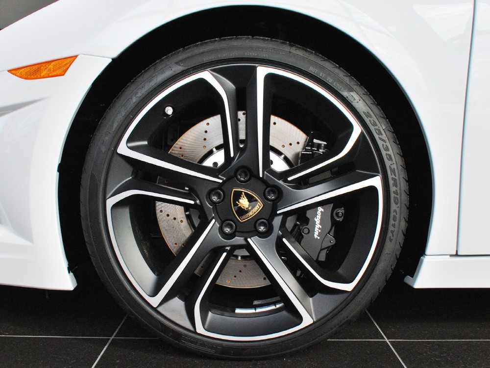 2013 Lamborghini Gallardo Image 4