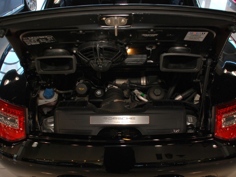 2009 Porsche 911 Image 16