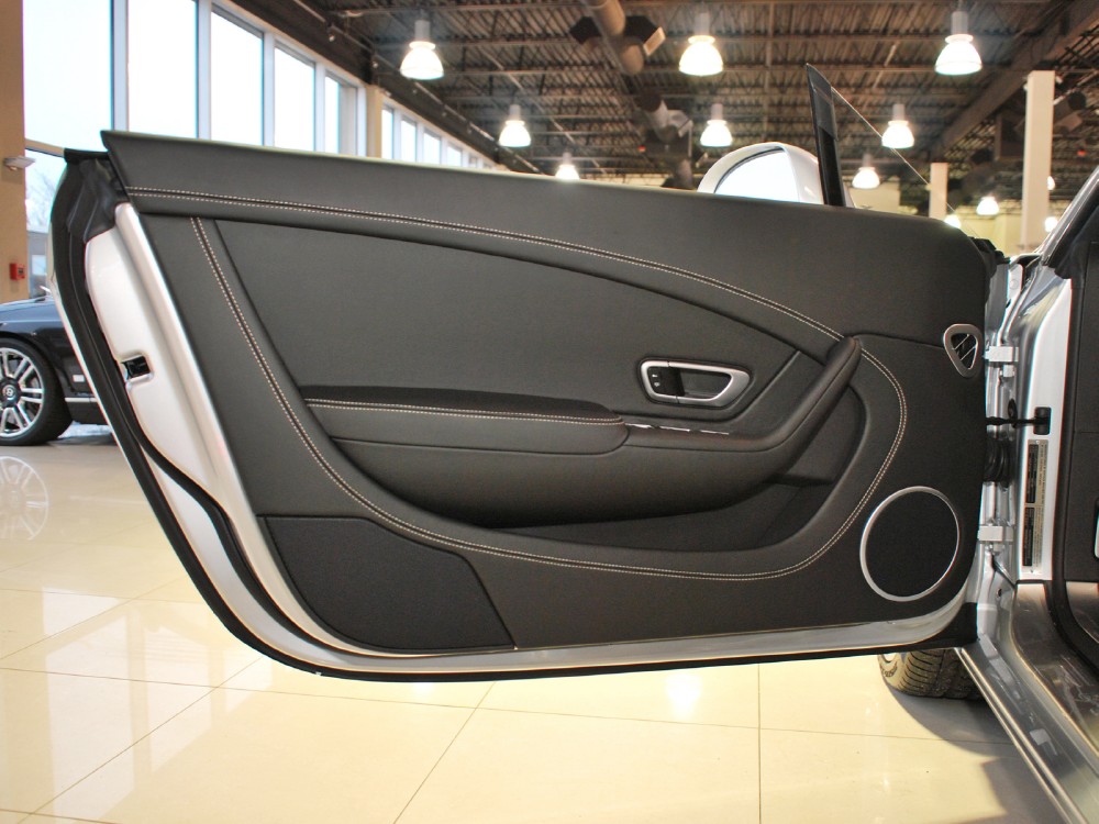 2013 Bentley Continental GT V8 Convertible Image 22