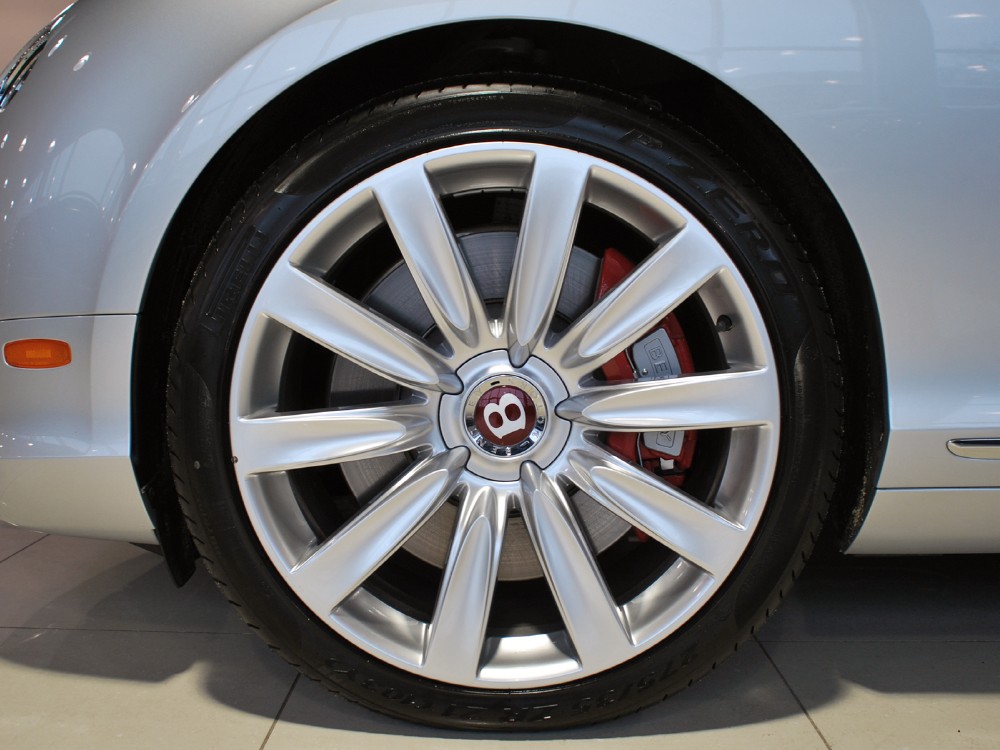 2013 Bentley Continental GT V8 Convertible Image 4