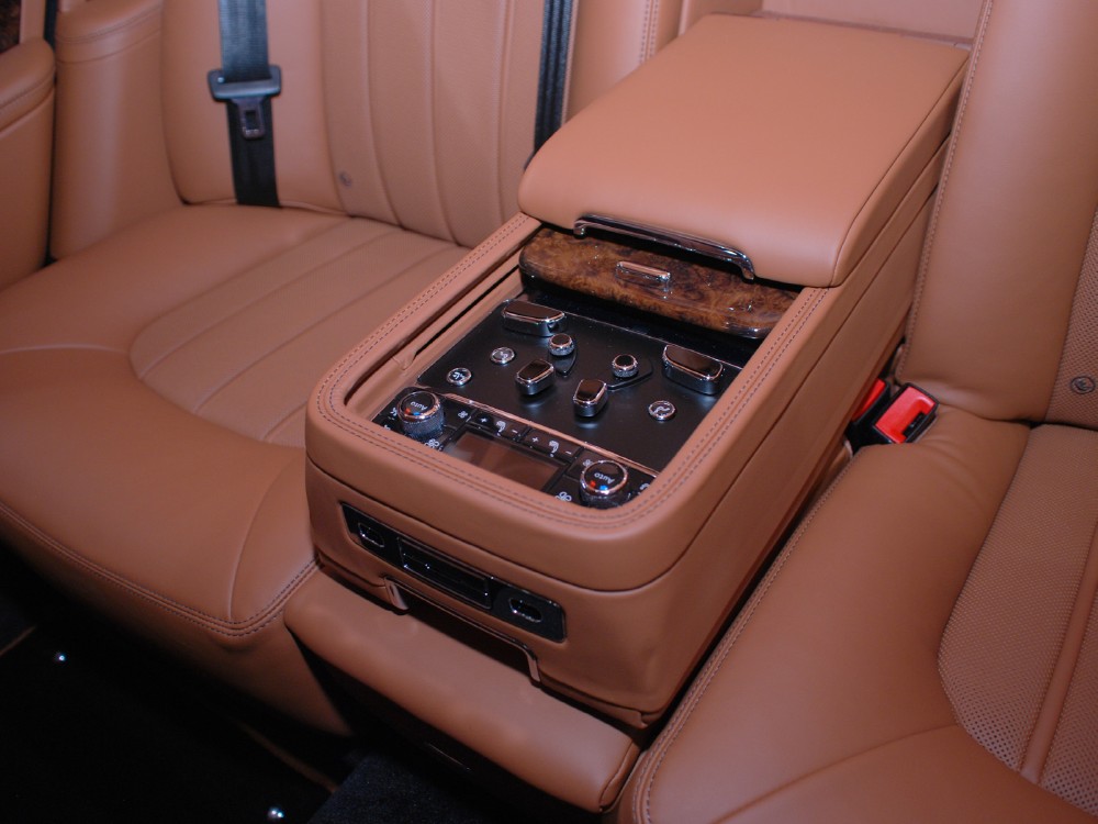 2013 Bentley Mulsanne Image 18