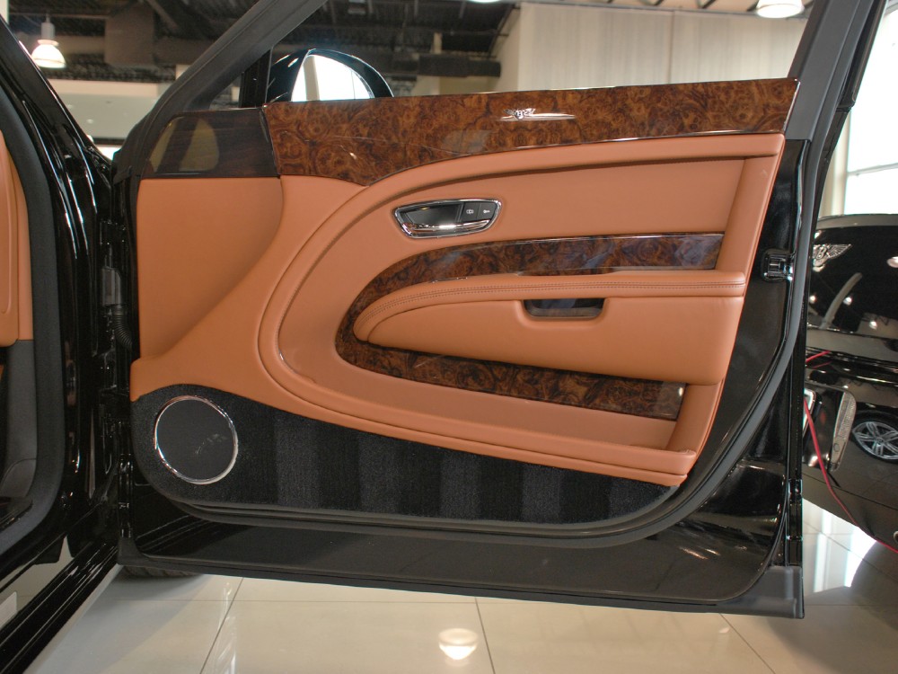 2013 Bentley Mulsanne Image 23