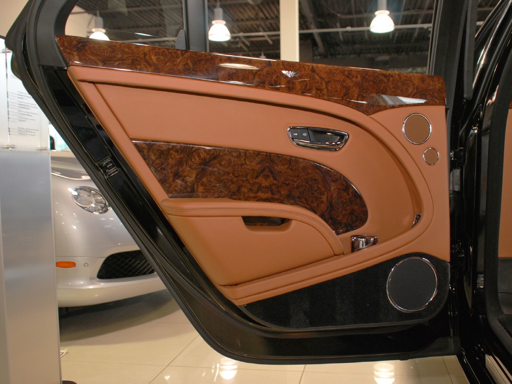 2013 Bentley Mulsanne Image 24