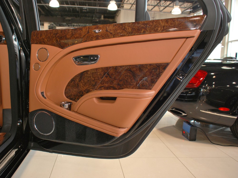 2013 Bentley Mulsanne Image 25