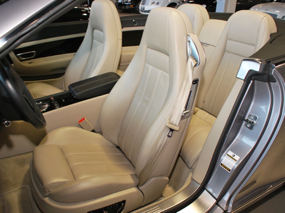 2007 Bentley Continental GT Convertible Image 16