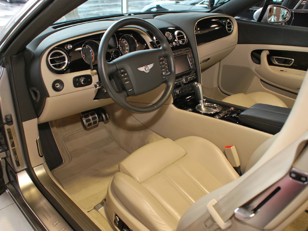 2007 Bentley Continental GT Convertible Image 3