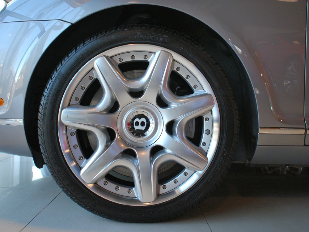 2007 Bentley Continental GT Image 4