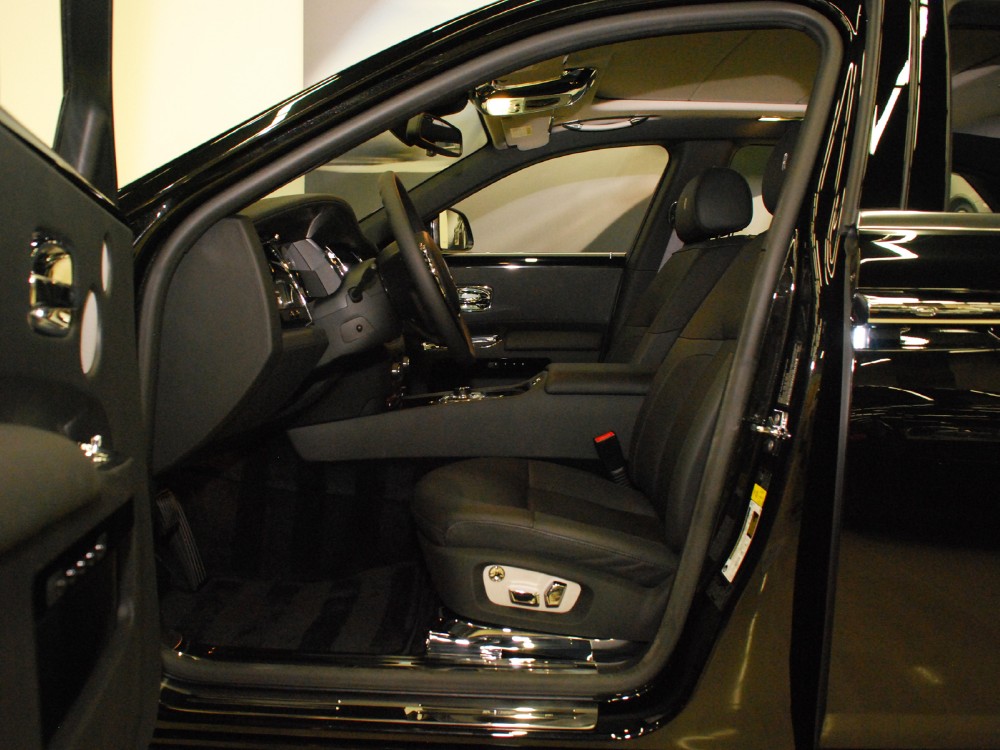 2013 Rolls-Royce Ghost Image 10