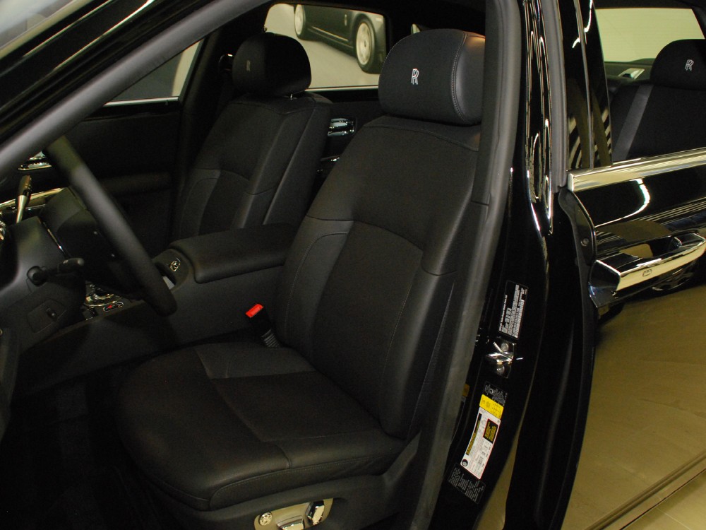 2013 Rolls-Royce Ghost Image 11
