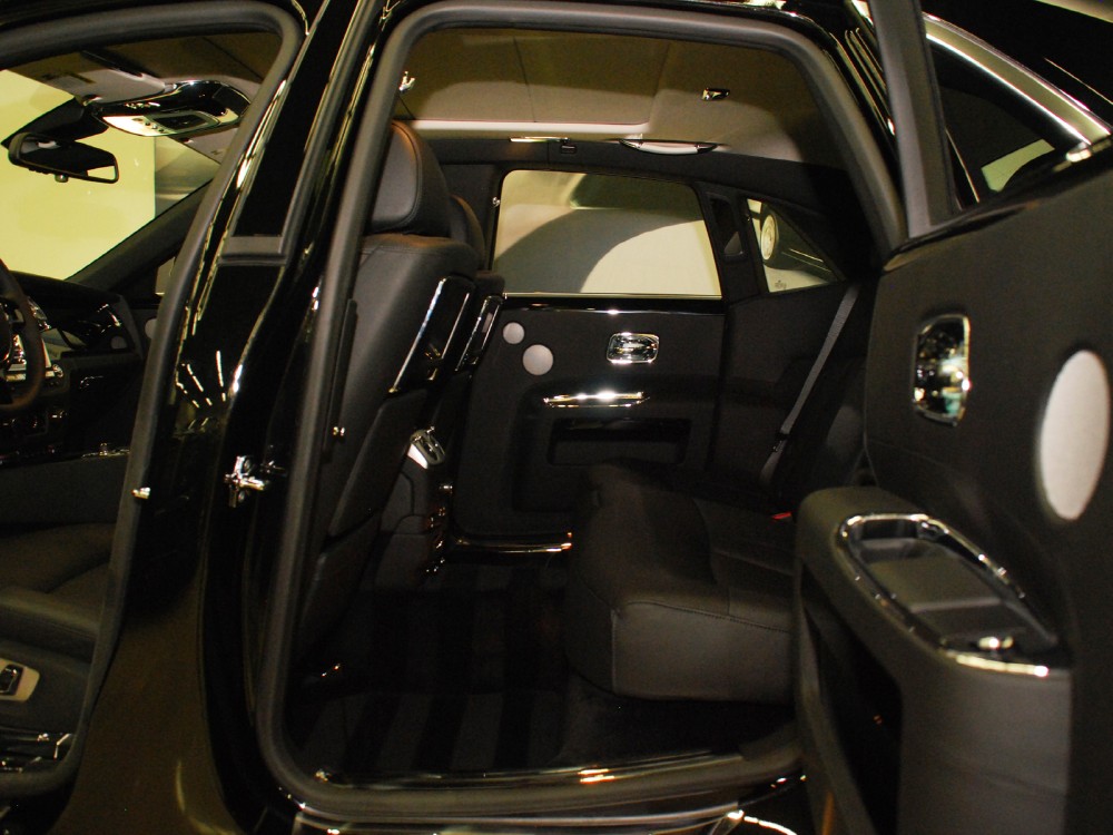 2013 Rolls-Royce Ghost Image 14