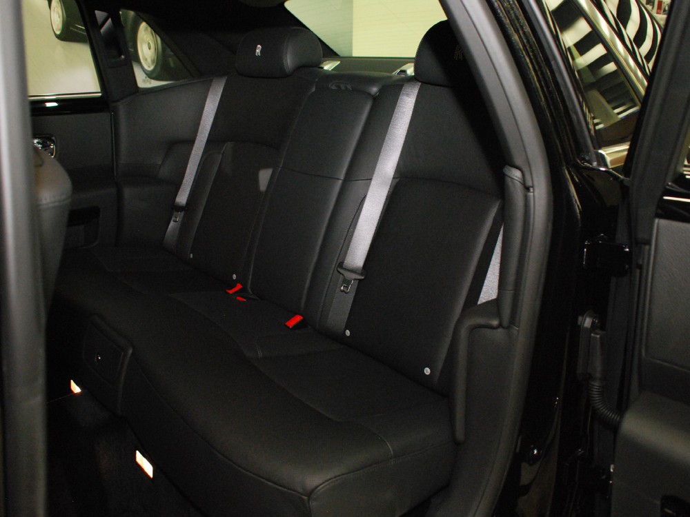 2013 Rolls-Royce Ghost Image 15