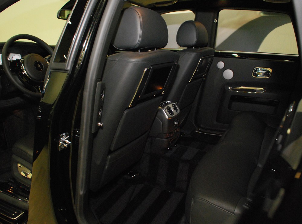 2013 Rolls-Royce Ghost Image 16