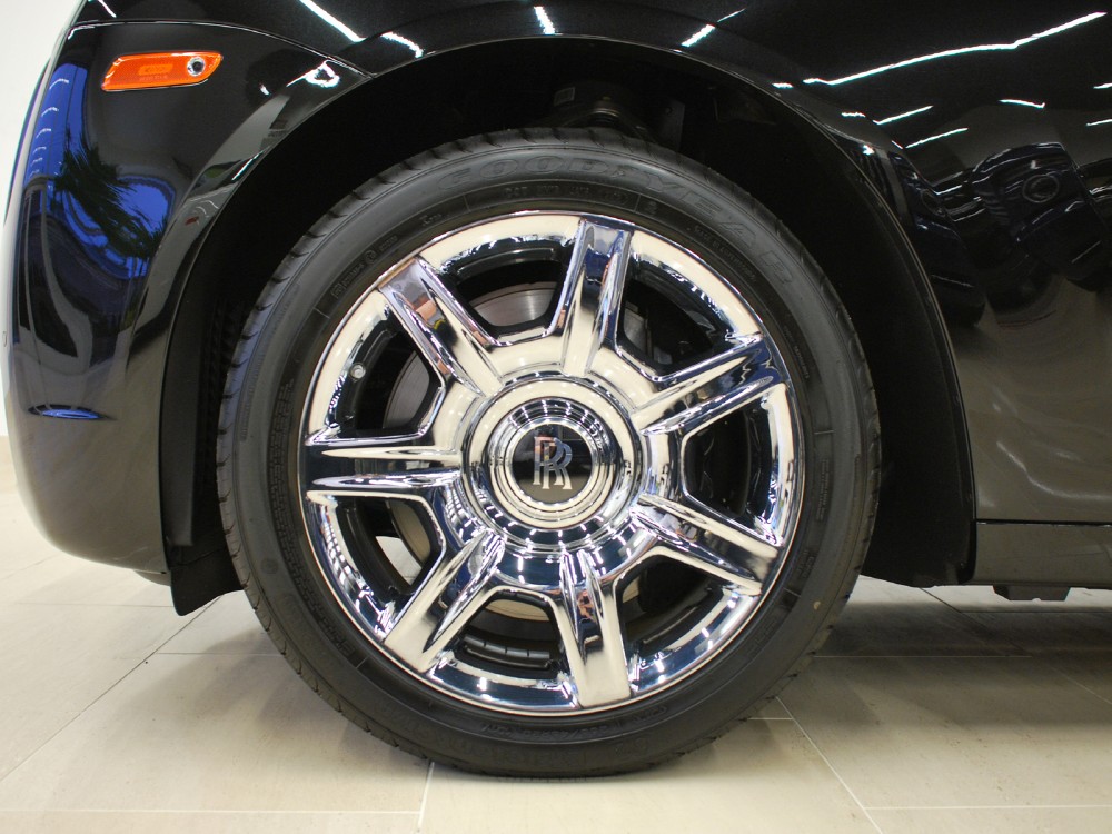 2013 Rolls-Royce Ghost Image 4
