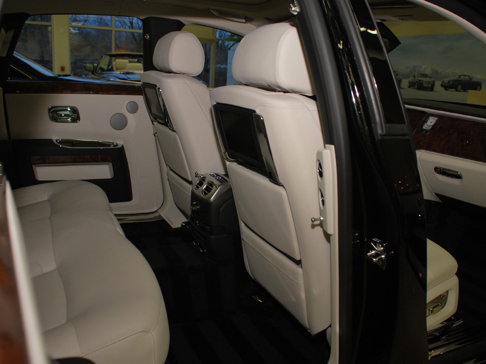 2013 Rolls-Royce Ghost Image 20