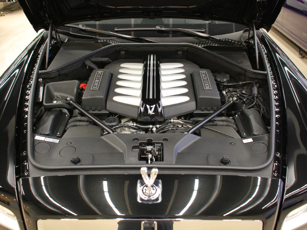 2013 Rolls-Royce Ghost Image 25
