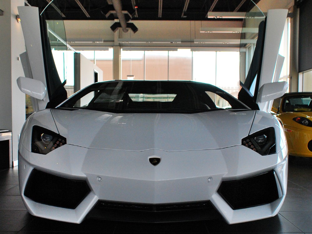 2012 Lamborghini Aventador Image 10