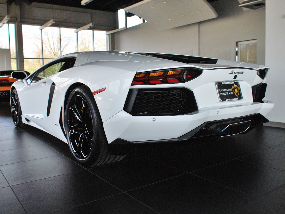 2012 Lamborghini Aventador Image 7