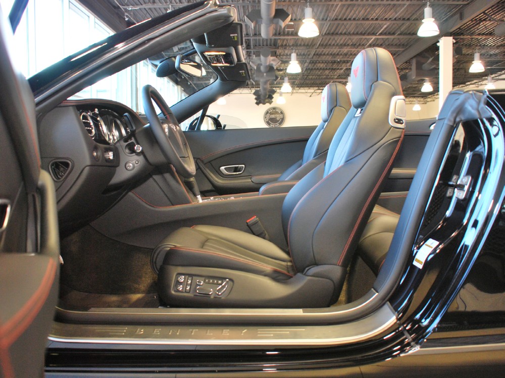 2013 Bentley Continental GT V8 Convertible Image 16