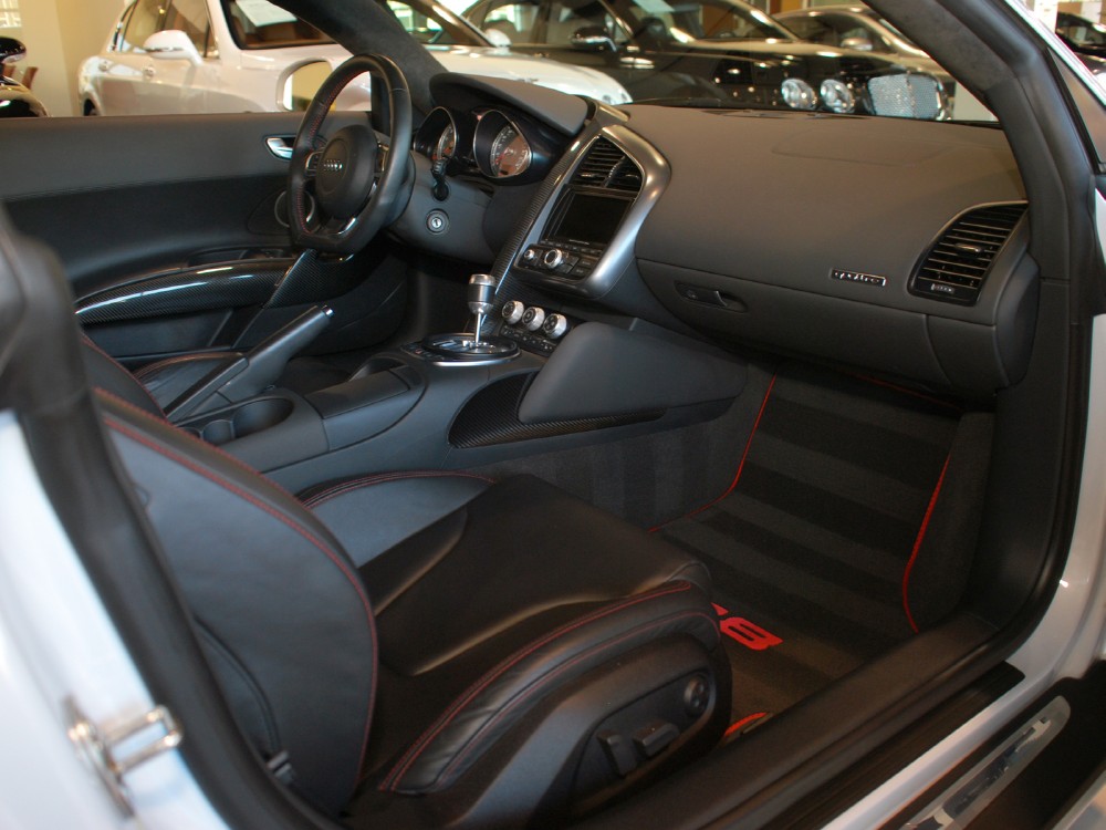 2009 Audi R8 Image 12