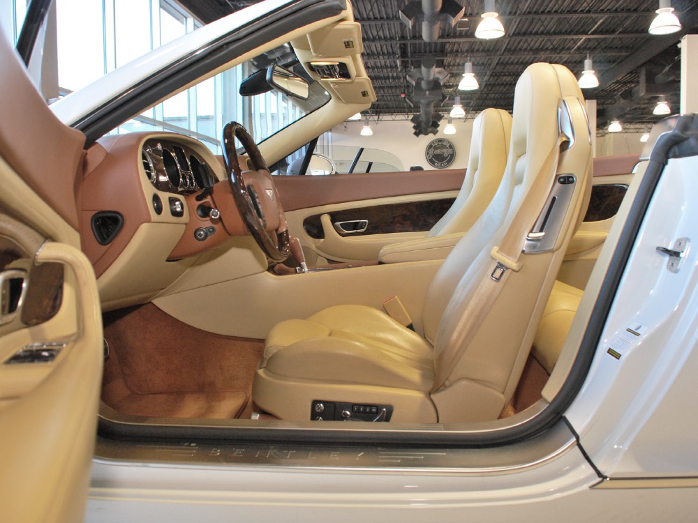 2007 Bentley Continental GT Convertible Image 16