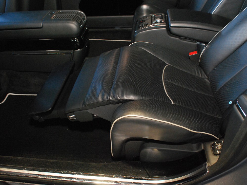 2011 Maybach 62 Image 16