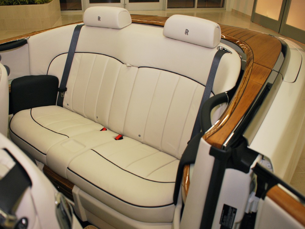 2013 Rolls-Royce Phantom Drophead Coupe (Series II) Image 21