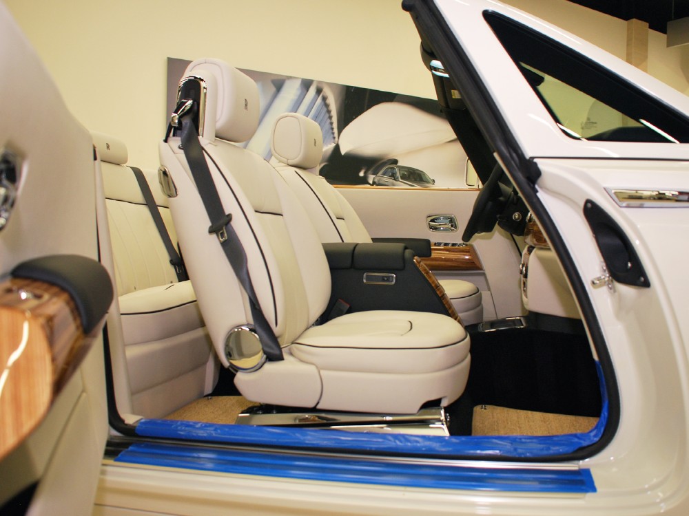 2013 Rolls-Royce Phantom Drophead Coupe (Series II) Image 23