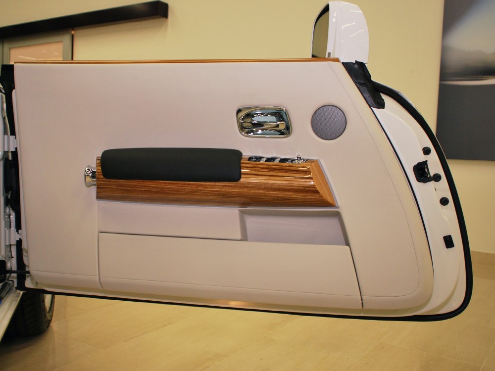 2013 Rolls-Royce Phantom Drophead Coupe (Series II) Image 25