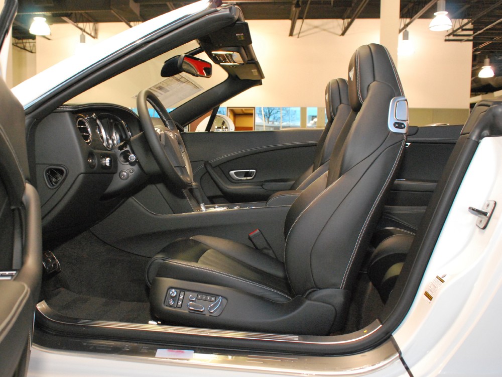 2013 Bentley Continental GT V8 Convertible Image 16
