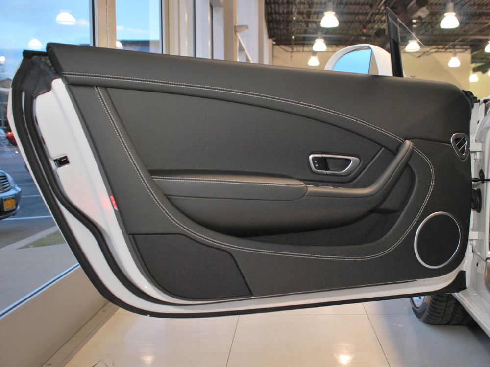 2013 Bentley Continental GT V8 Convertible Image 21