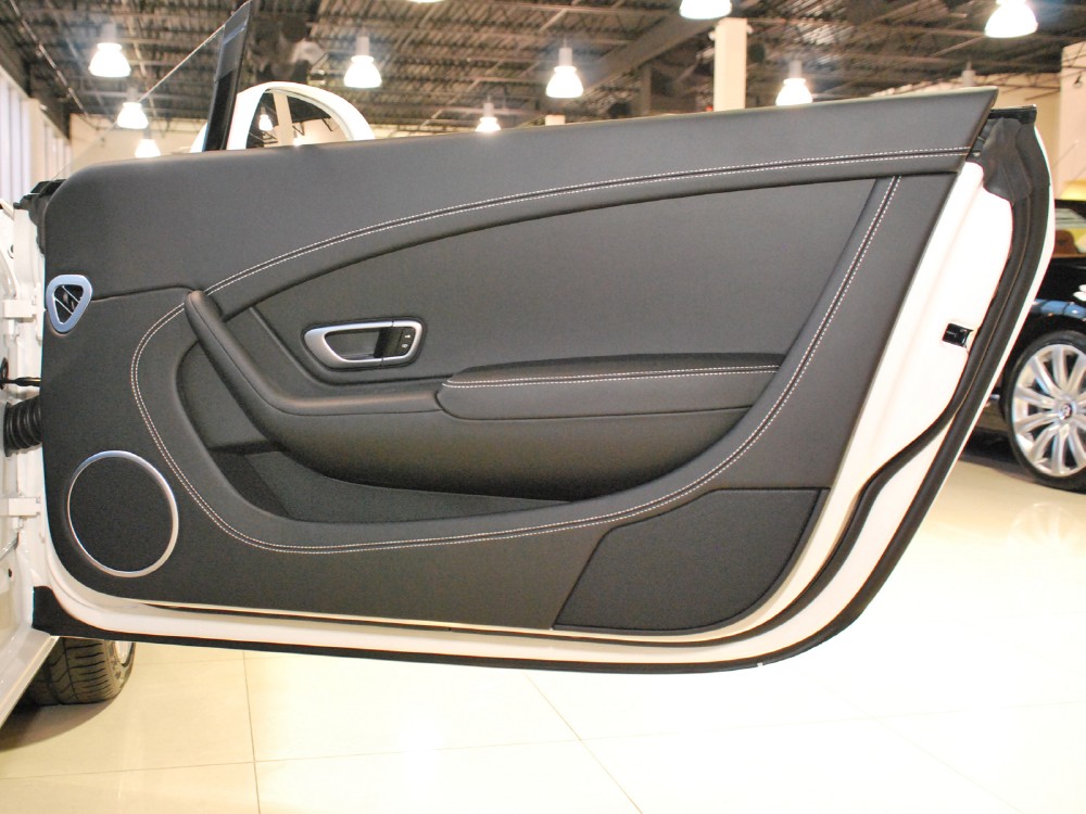 2013 Bentley Continental GT V8 Convertible Image 22