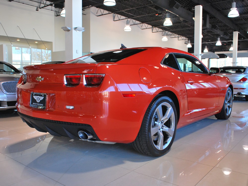 2010 Chevrolet Camaro Image 2