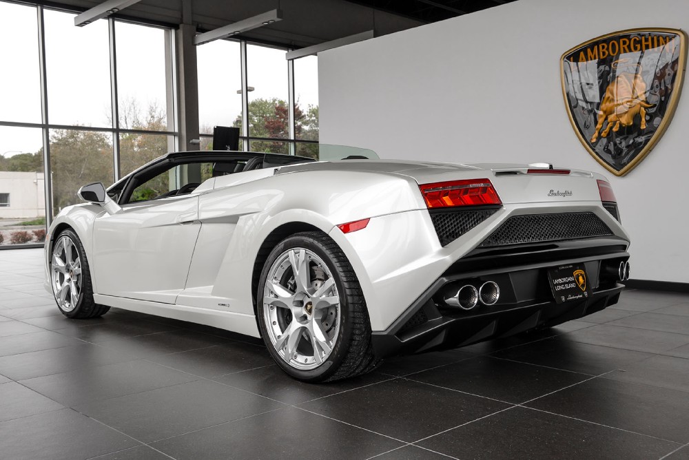 2013 Lamborghini Gallardo Image 2
