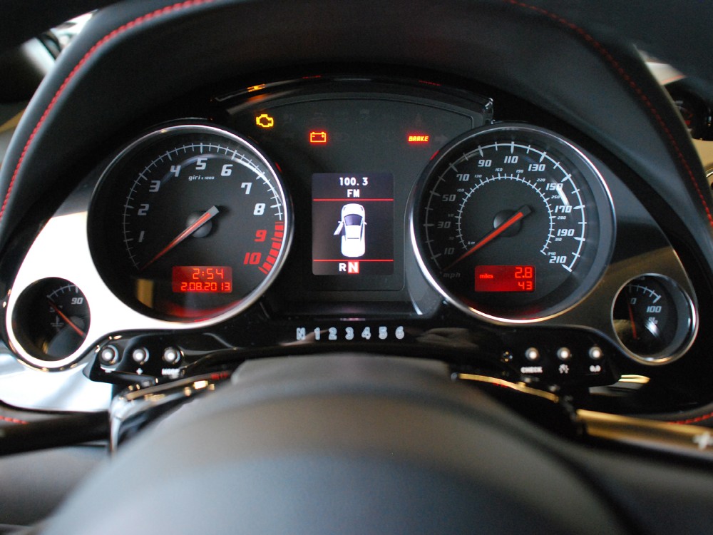 2013 Lamborghini Gallardo Image 10