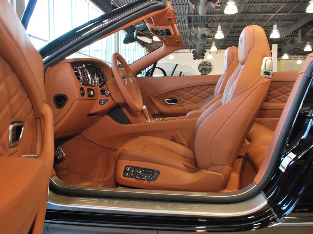 2013 Bentley Continental GT V8 Convertible Image 16