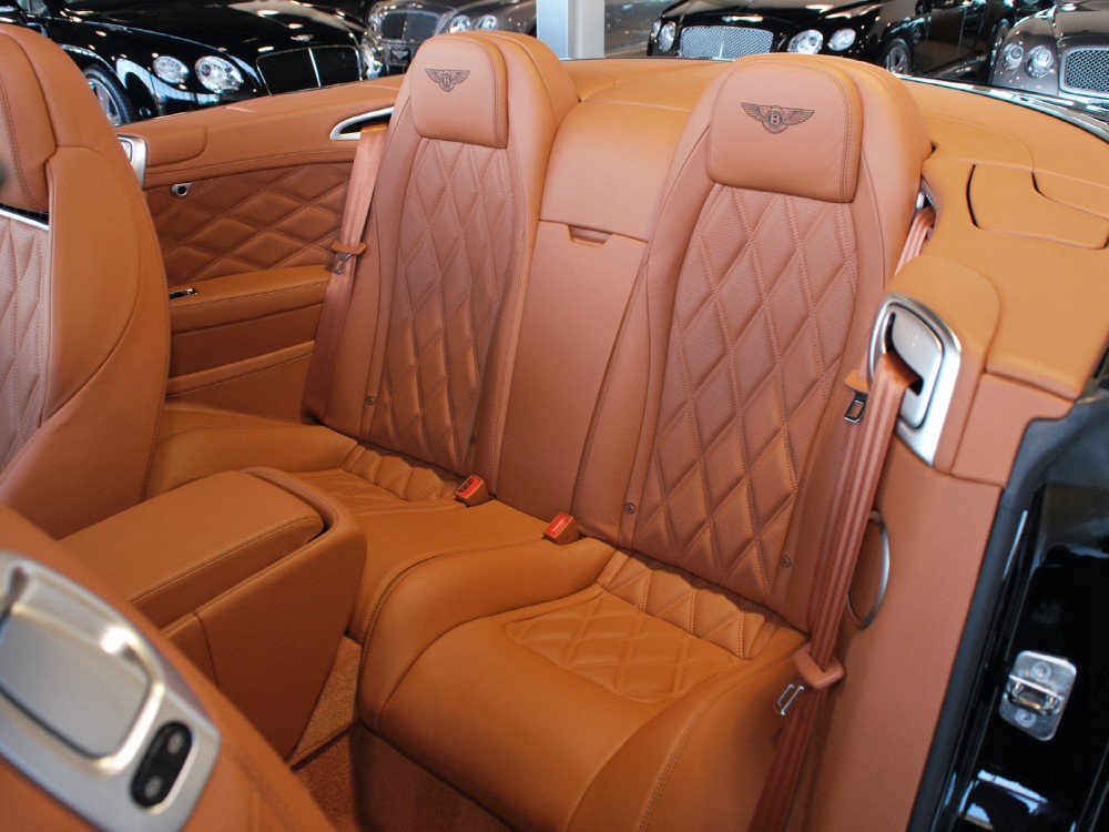 2013 Bentley Continental GT V8 Convertible Image 18