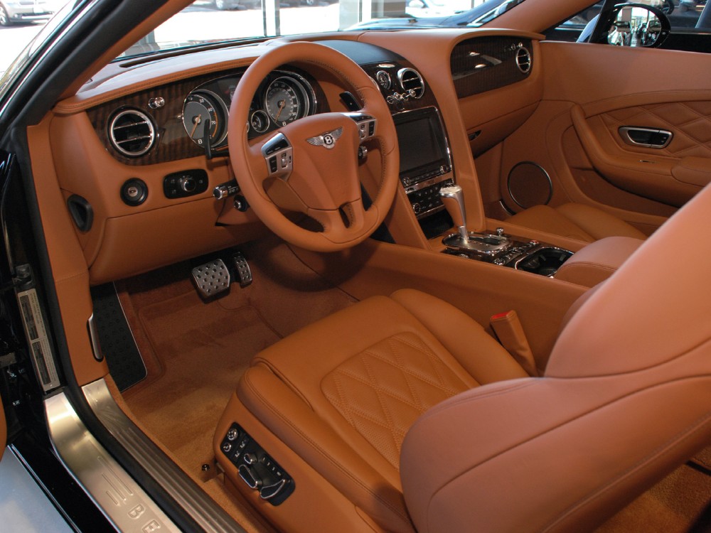 2013 Bentley Continental GT V8 Convertible Image 3